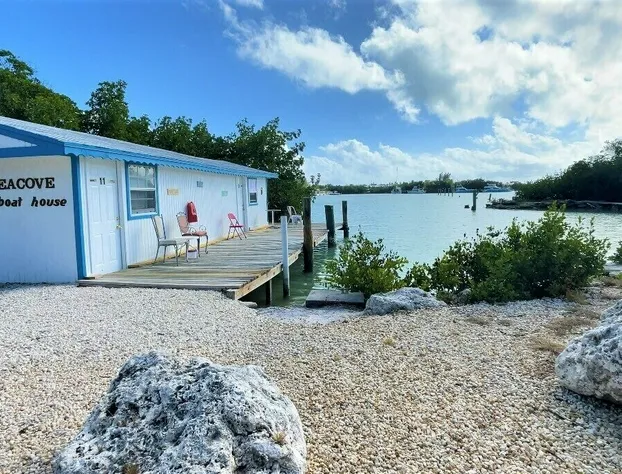 Floating Sea Cove Resort & Marina hotel detail image 1