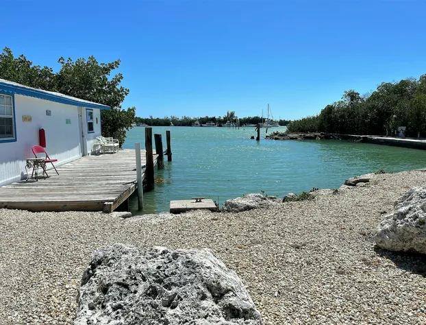 Floating Sea Cove Resort & Marina hotel detail image 3