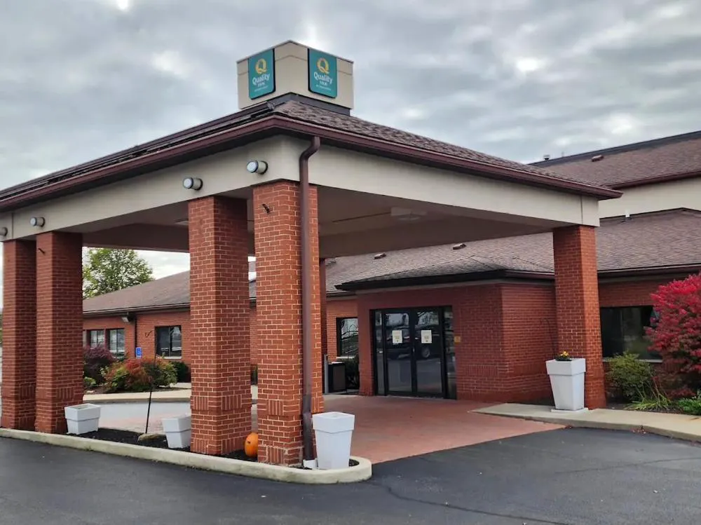 Quality Inn hotel hero