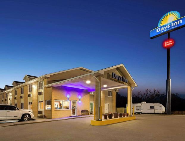 Days Inn by Wyndham Ogallala hotel detail image 1