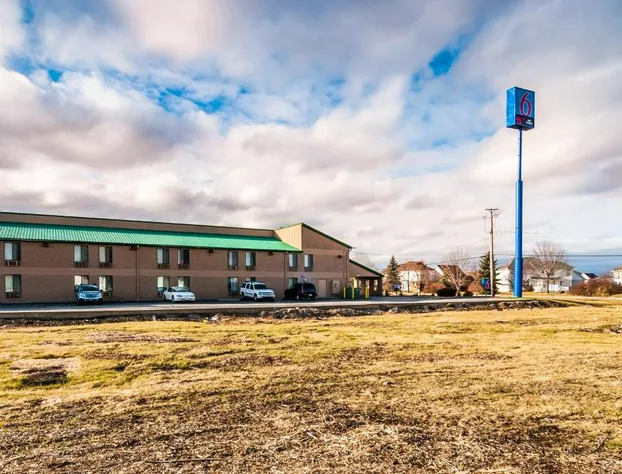 Motel 6 Lansing, IL - Chicago South hotel detail image 1