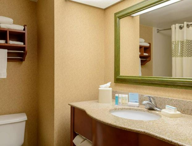 Hampton Inn Marion hotel detail image 3