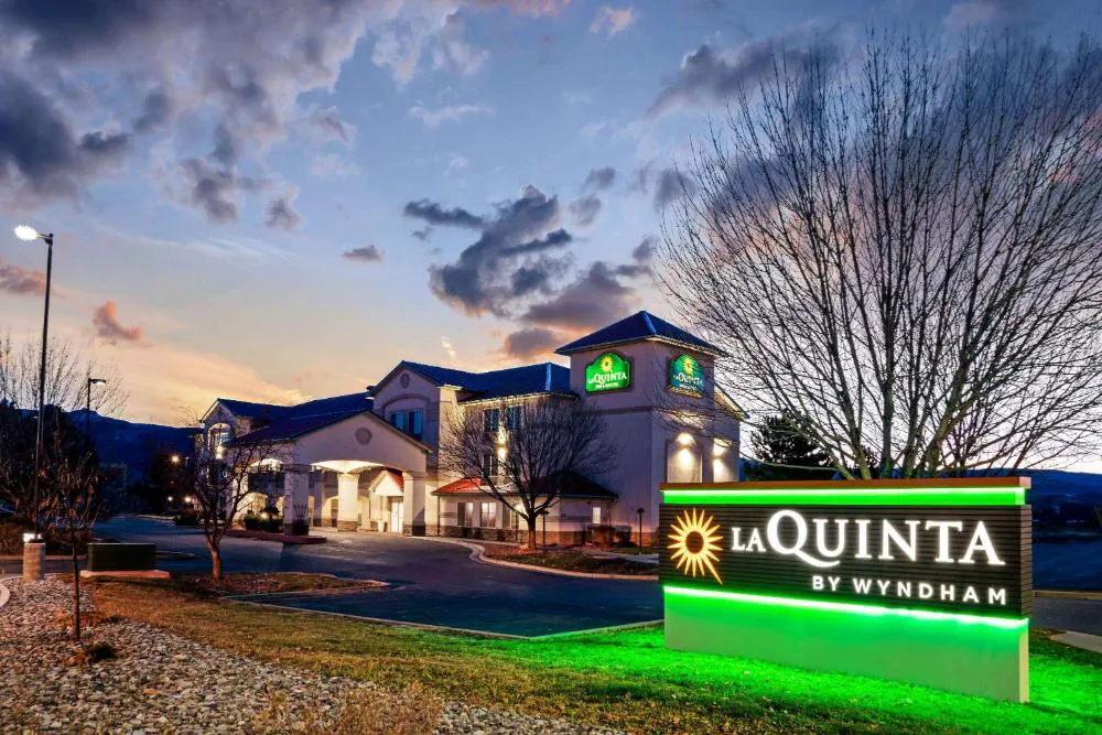 La Quinta Inn & Suites by Wyndham Fruita hotel hero