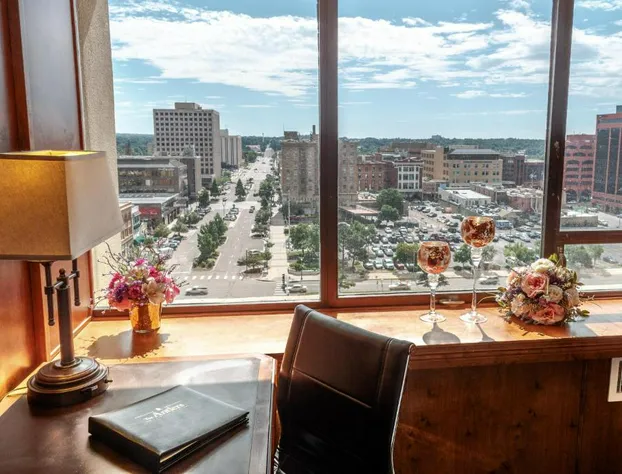 The Antlers, a Wyndham Hotel hotel detail image 2