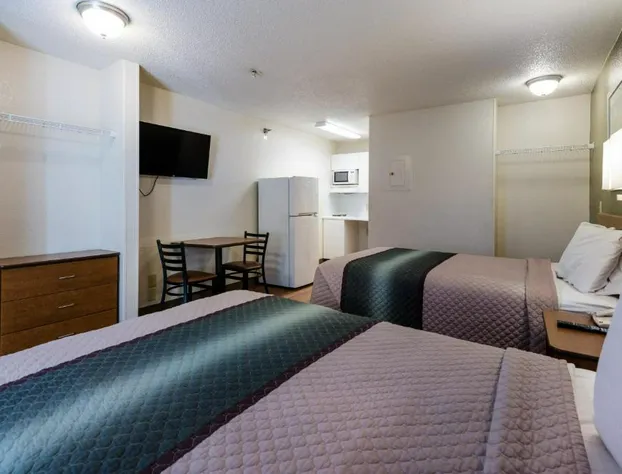 Suburban Studios Winston Salem-University Parkway hotel detail image 2