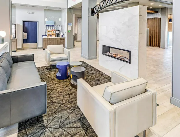 Holiday Inn Express Hotel & Suites Columbus Univ Area - Osu by IHG hotel detail image 2