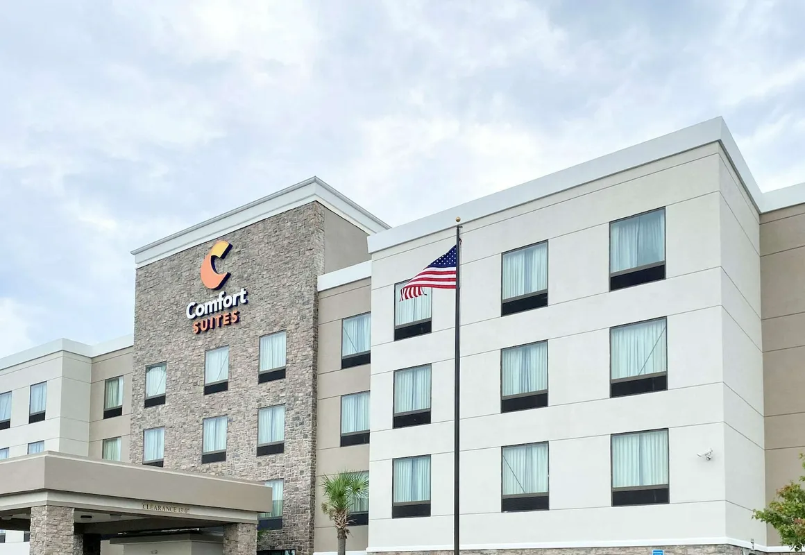 Comfort Suites Byron Warner Robins hotel hero