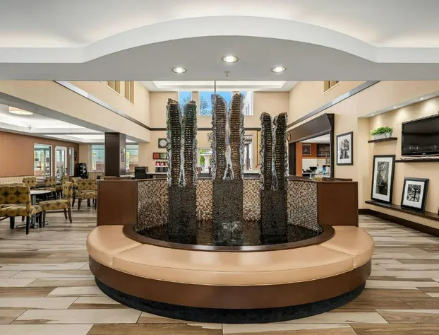 Hampton Inn & Suites Seattle-North/Lynnwood hotel detail image 3