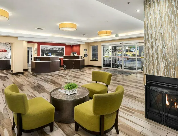 Hampton Inn & Suites Seattle-North/Lynnwood hotel detail image 3