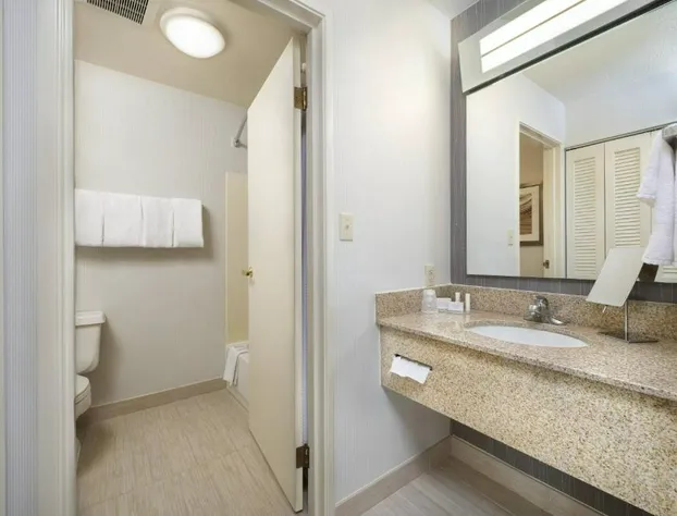 Courtyard by Marriott Mishawaka-University Area hotel detail image 4