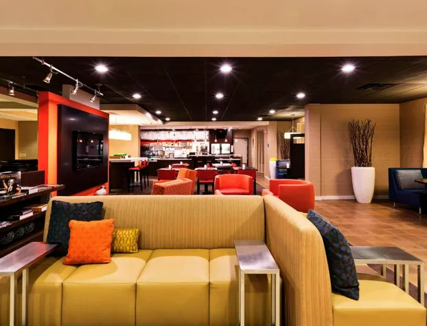 Courtyard by Marriott Mishawaka-University Area hotel detail image 3