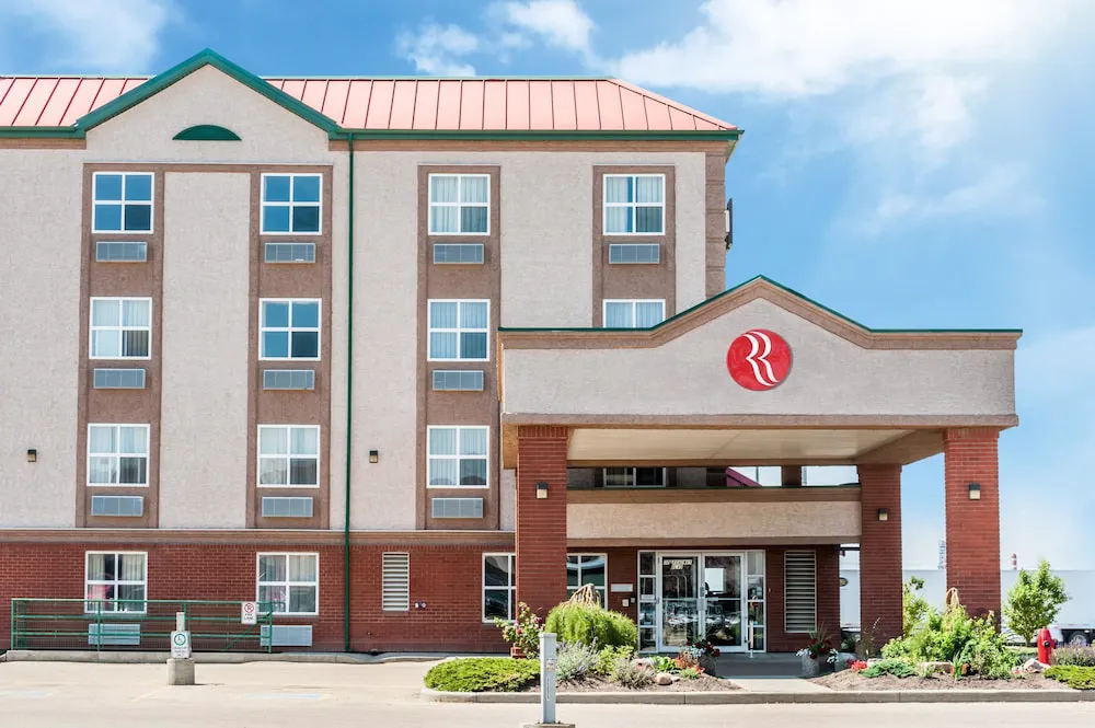 Ramada by Wyndham Sherwood Park hotel hero
