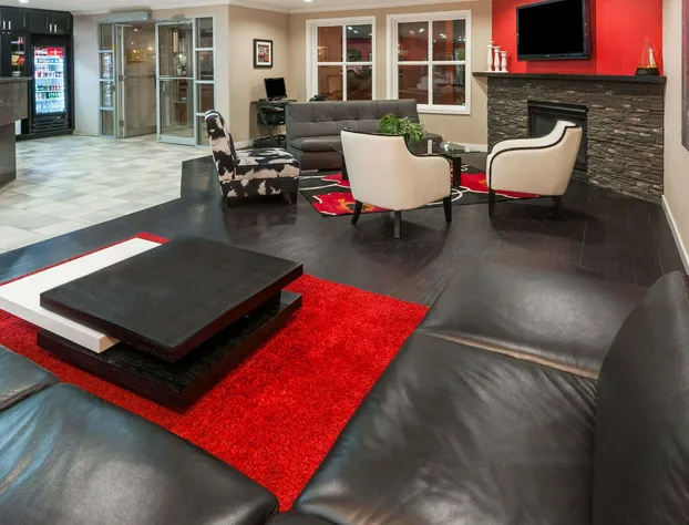 Ramada by Wyndham Sherwood Park hotel detail image 1