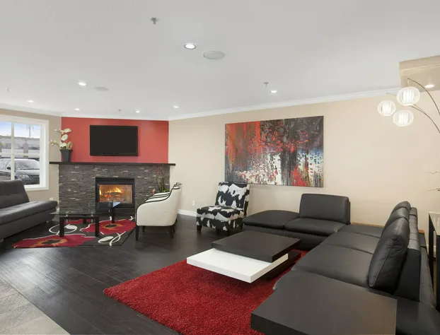 Ramada by Wyndham Sherwood Park hotel detail image 2