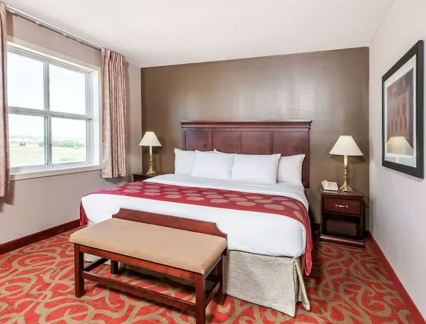 Ramada by Wyndham Sherwood Park hotel detail image 3