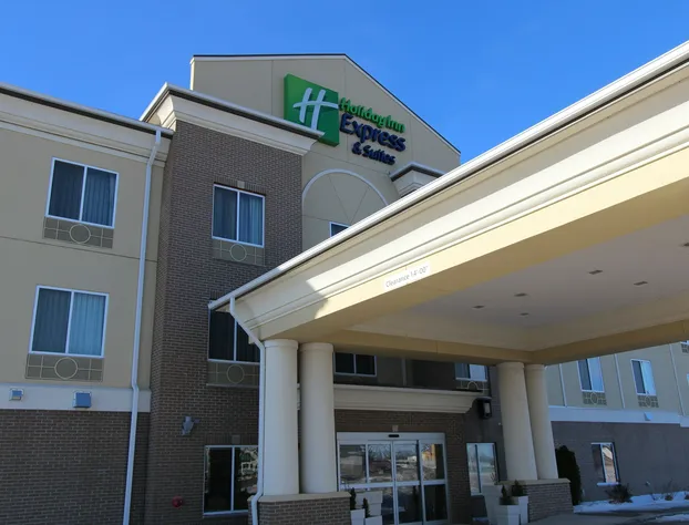 Holiday Inn Express Hotel & Suites Northwood by IHG hotel detail image 1
