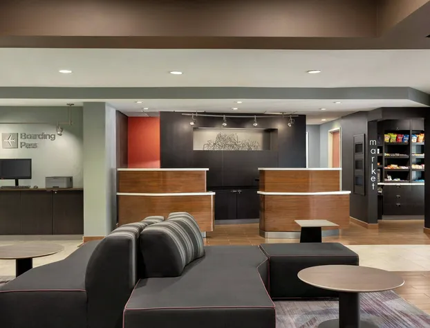 Courtyard by Marriott Lubbock hotel detail image 3