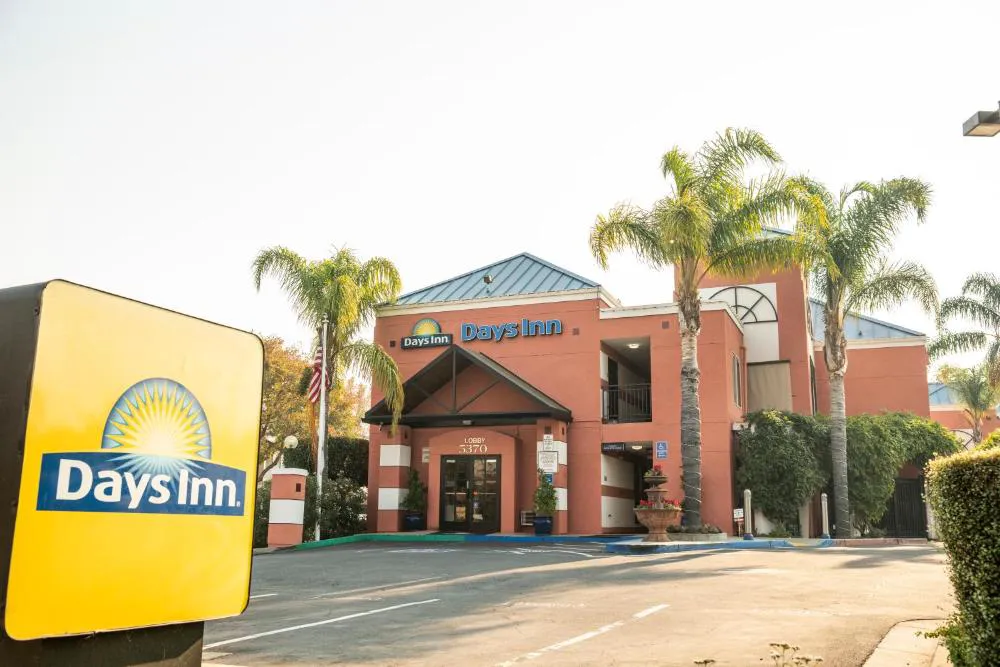 Days Inn by Wyndham Concord hotel hero