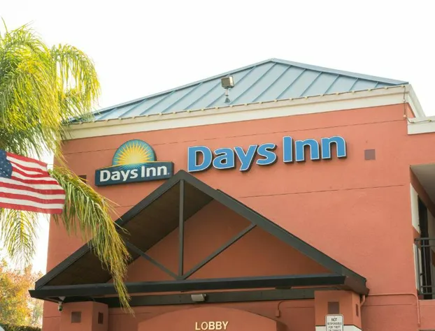 Days Inn by Wyndham Concord hotel detail image 4