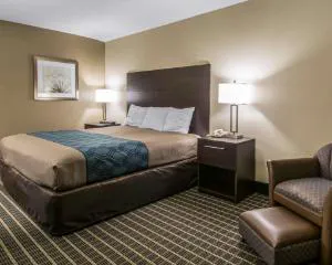 Econo Lodge Defuniak Springs I-10 hotel detail image 2