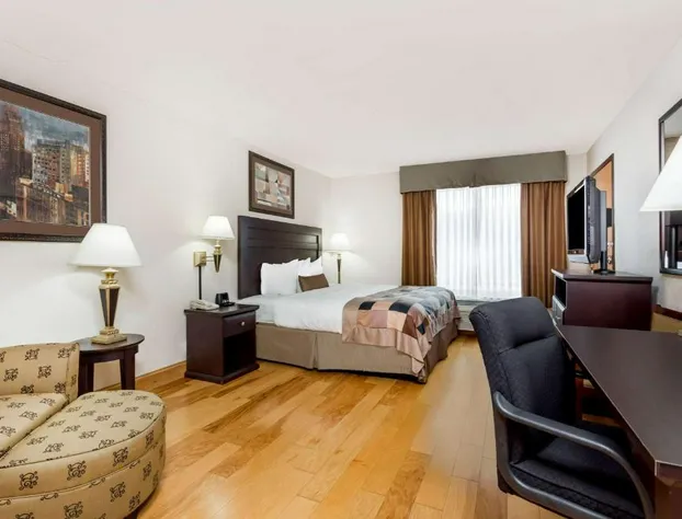 Wingate By Wyndham Lagrange hotel detail image 4