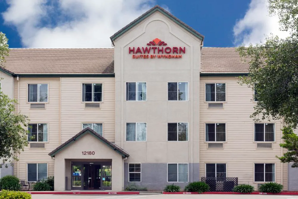 Hawthorn Suites by Wyndham Rancho Cordova/Folsom hotel hero