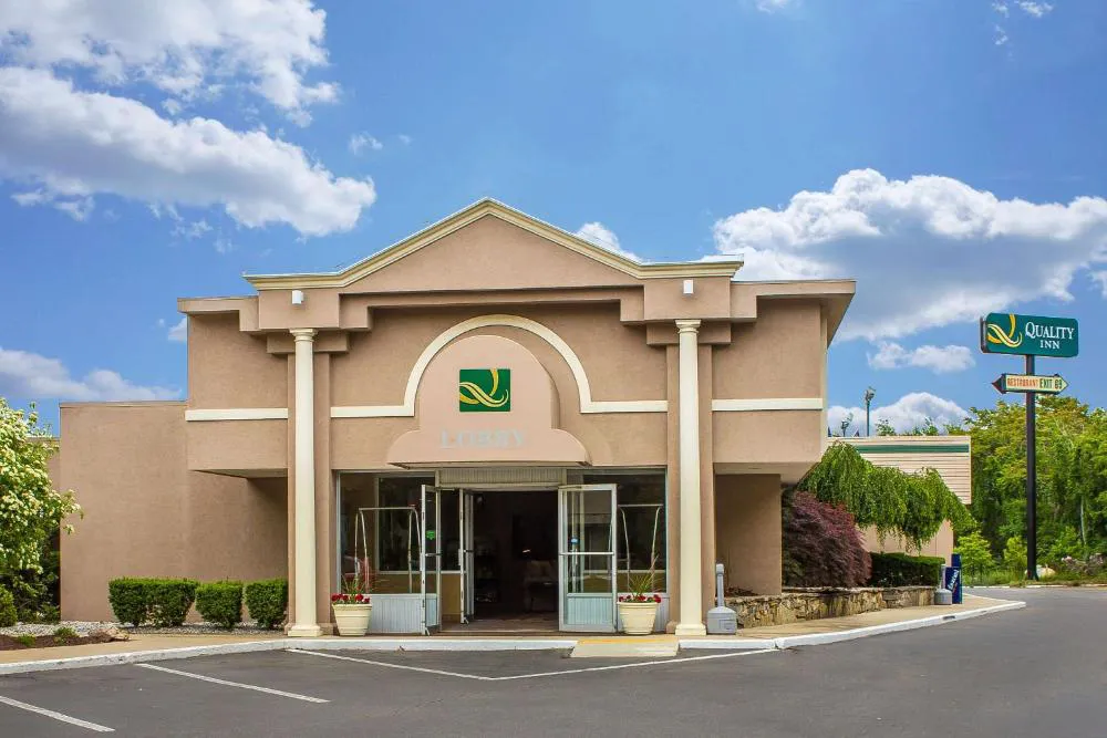 Quality Inn Old Saybrook - Westbrook hotel hero
