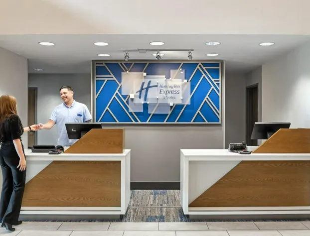 Holiday Inn Express Hotel & Suites NORTH SEQUIM by IHG hotel detail image 4