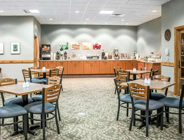 Quality Inn Rhinelander hotel detail image 4