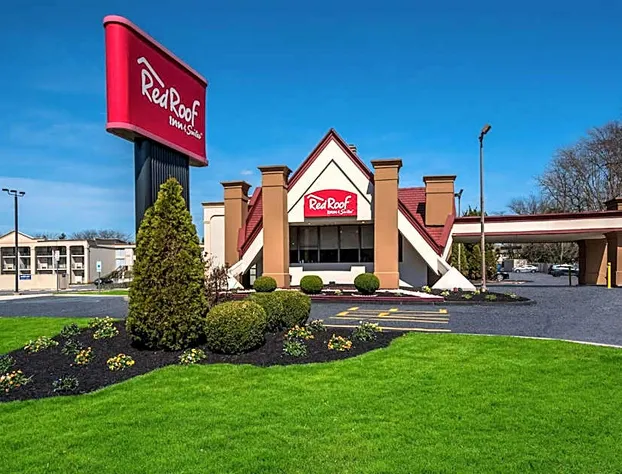 Red Roof Inn & Suites Newark - University hotel detail image 3