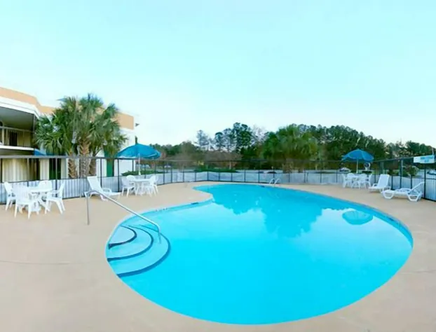 Quality Inn Selma - Smithfield hotel detail image 4