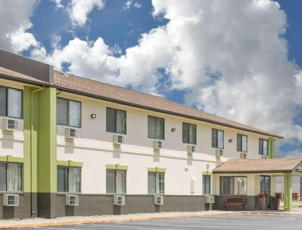 Baymont by Wyndham Ames hotel detail image 1