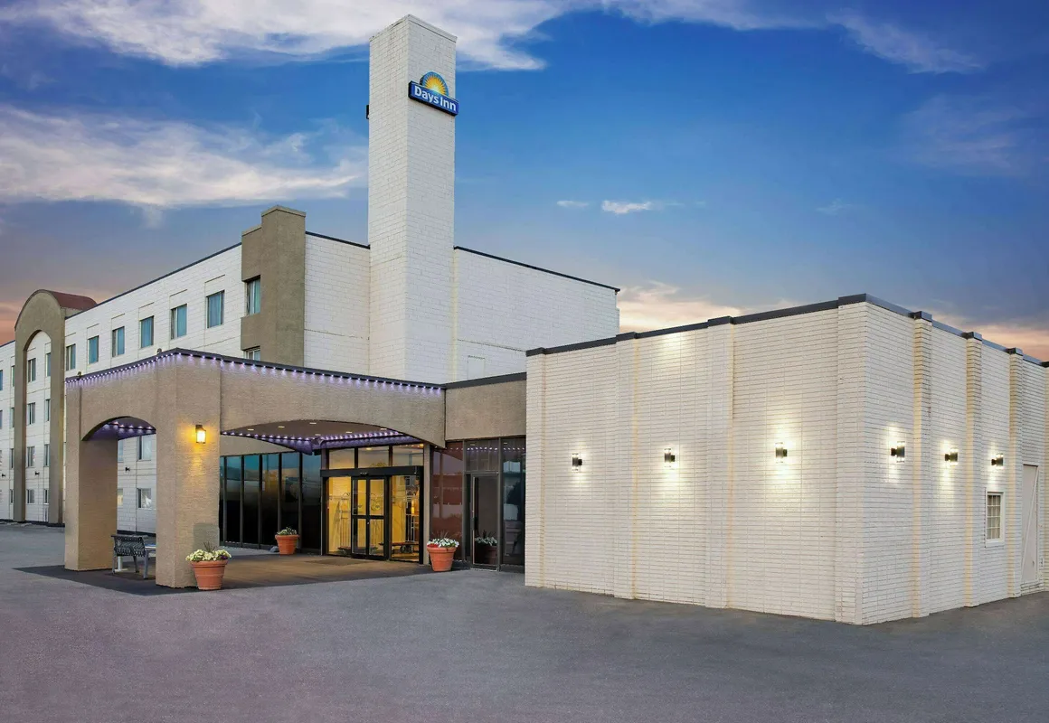 Days Inn & Conference Centre by Wyndham Cranbrook hotel hero