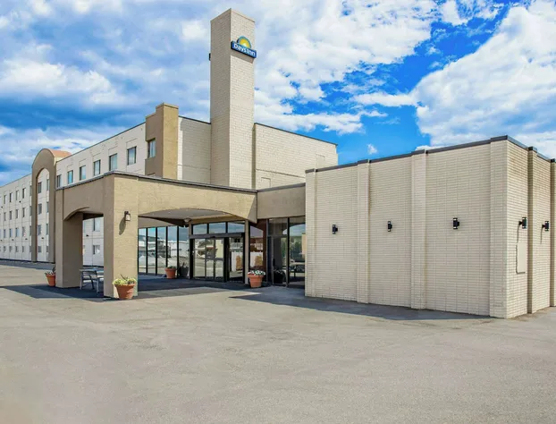 Days Inn & Conference Centre by Wyndham Cranbrook hotel detail image 1