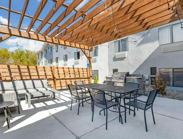 Harmony Inn hotel detail image 2