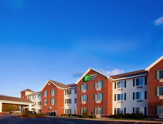 Holiday Inn Express Hotel & Suites Acme-Traverse City by IHG hotel detail image 1