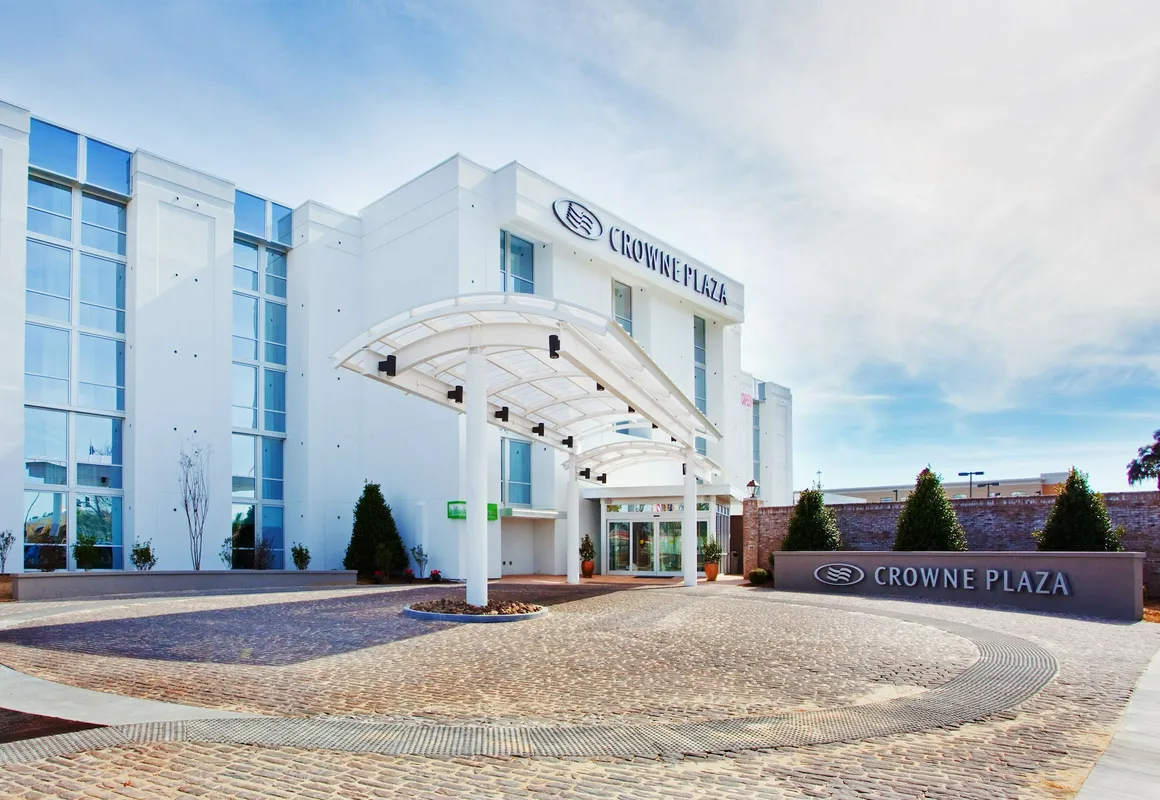 Crowne Plaza Charleston Airport - Conv Ctr by IHG hotel hero