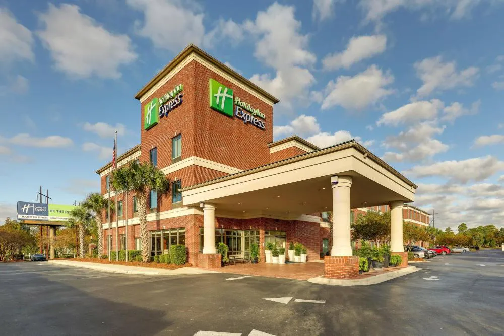 Holiday Inn Express Leland - Wilmington Area by IHG hotel hero
