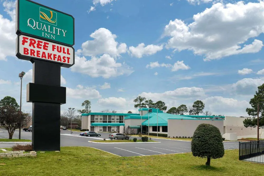 Quality Inn Tyler - Lindale hotel hero