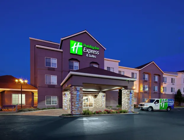 Holiday Inn Express Hotel & Suites Oakland-Airport by IHG hotel detail image 2