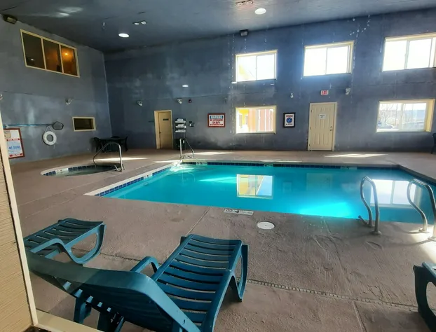 Quality Inn & Suites Grants - I-40 hotel detail image 1