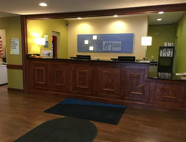 Holiday Inn Express Hotel & Suites Cadillac by IHG hotel detail image 4