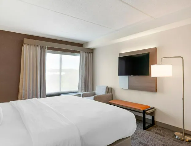 Comfort Inn & Suites Watertown - 1000 Islands hotel detail image 4