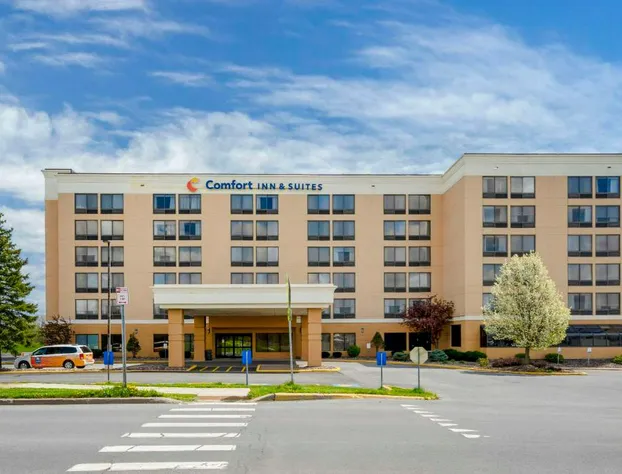 Comfort Inn & Suites Watertown - 1000 Islands hotel detail image 1