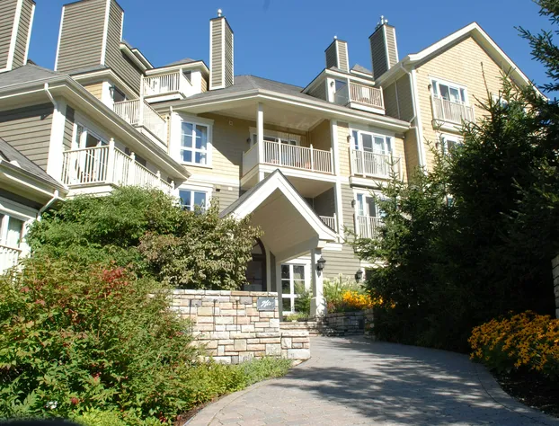 Ermitage du Lac - Les Suites Tremblant hotel detail image 2