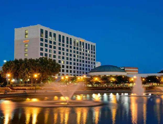 Newport News Marriott at City Center hotel detail image 2