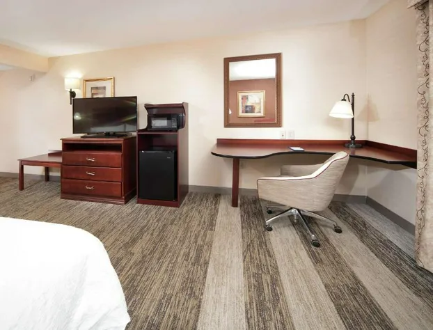 Hampton Inn & Suites Greensburg hotel detail image 4