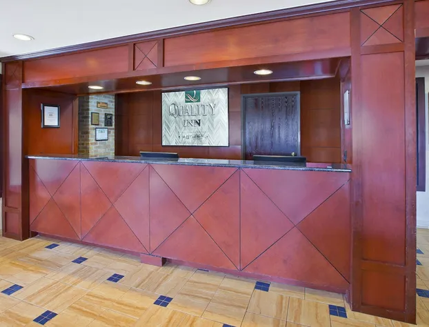 Quality Inn Marshall near I-69 hotel detail image 1