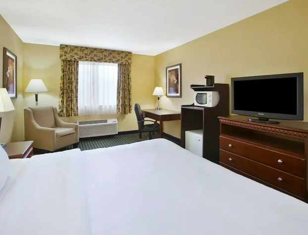 Quality Inn Marshall near I-69 hotel detail image 3