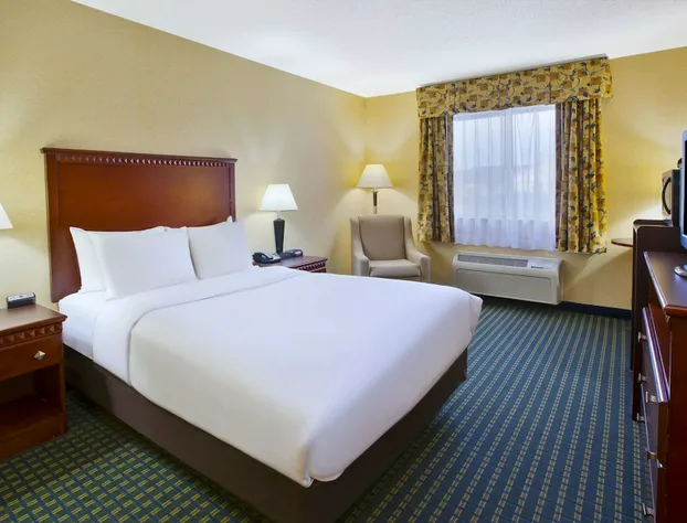 Quality Inn Marshall near I-69 hotel detail image 1